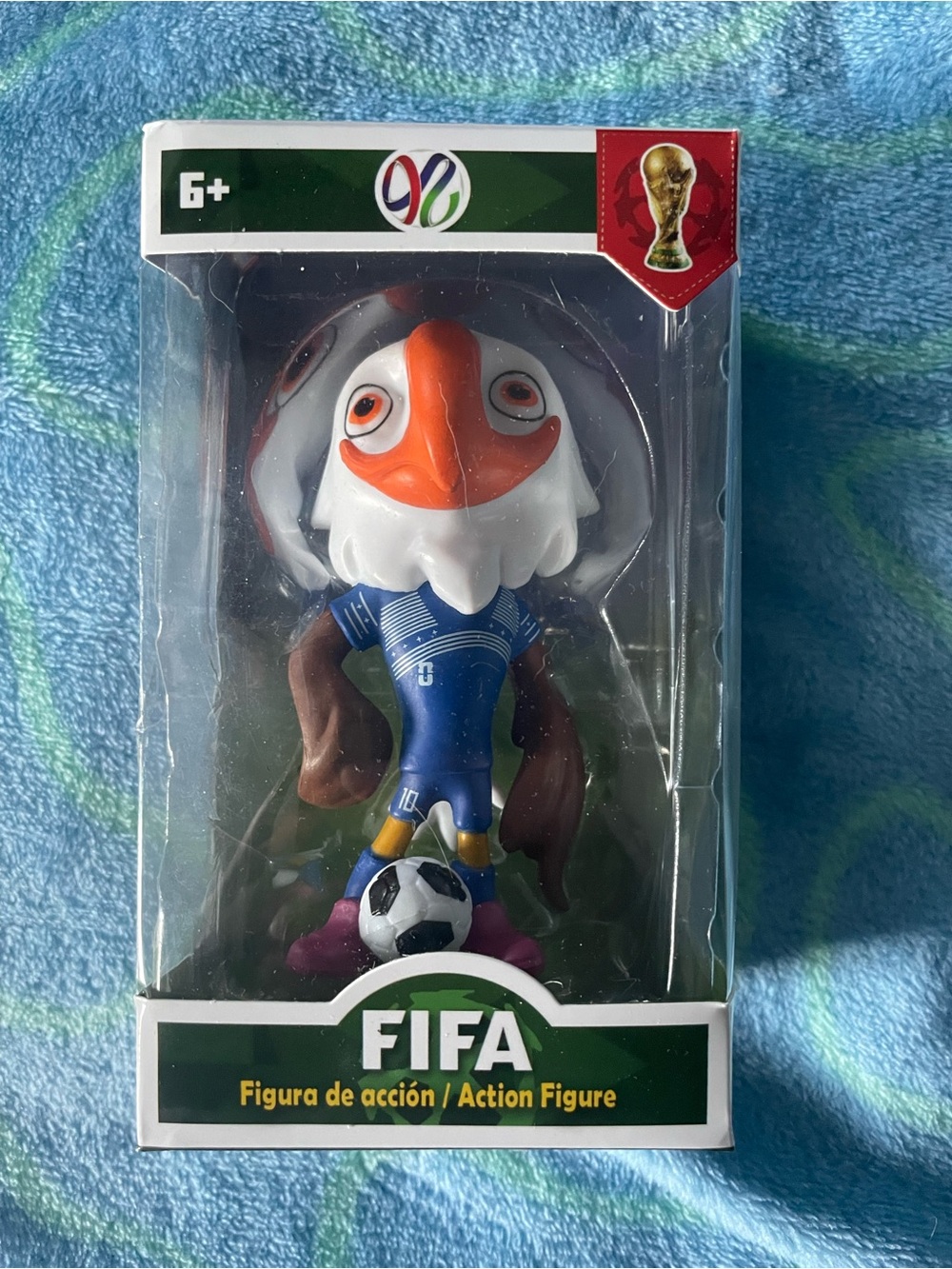 FIFA 2026 Official Mascot Figurine Set - Green/Blue/Red Accents - Picture 9 of 14